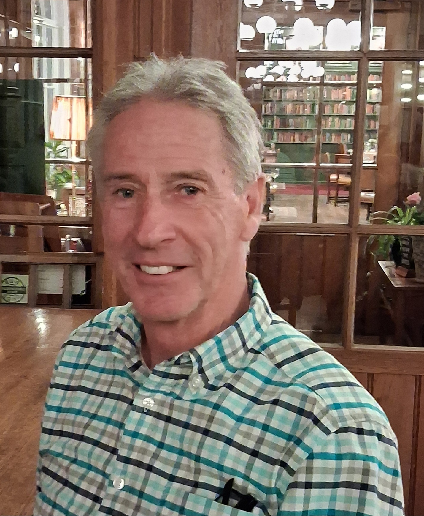 Profile image of Ian Brett